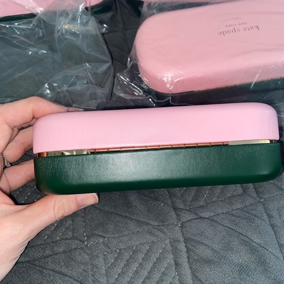 KATE SPADE Pink and Green Eyeglass/Sunglasses Hard Clamshell Case - Picture 4 of 6